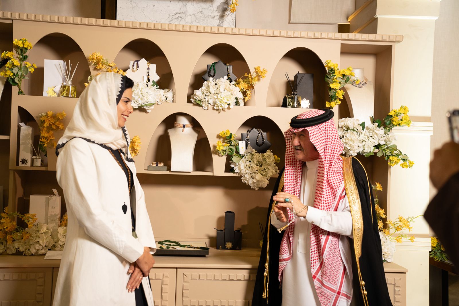 مجوهرات تسنيم عشقي