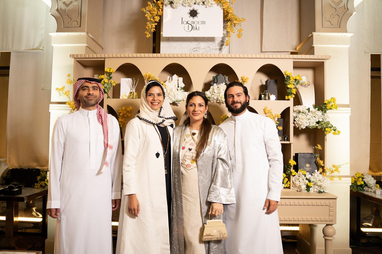 مجوهرات تسنيم عشقي