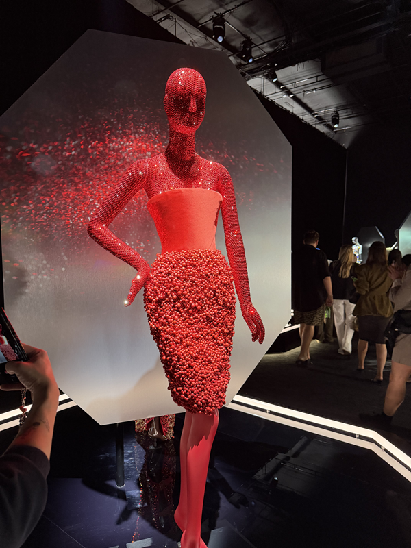 سواروفسكي Swarovski