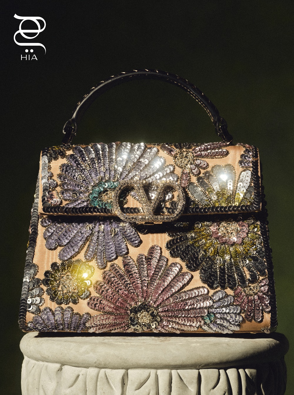 حقيبة يد Vsling من "فالنتينو غارافاني" Valentino Garavani 