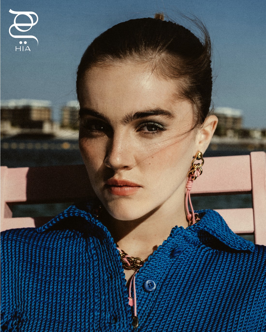 قميص وأقراط وعقد من "فندي" Fendi