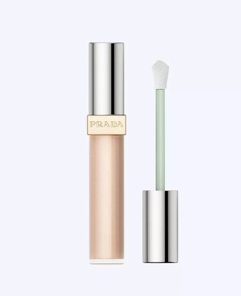 Prada Blurring Micro Correcting Concealer