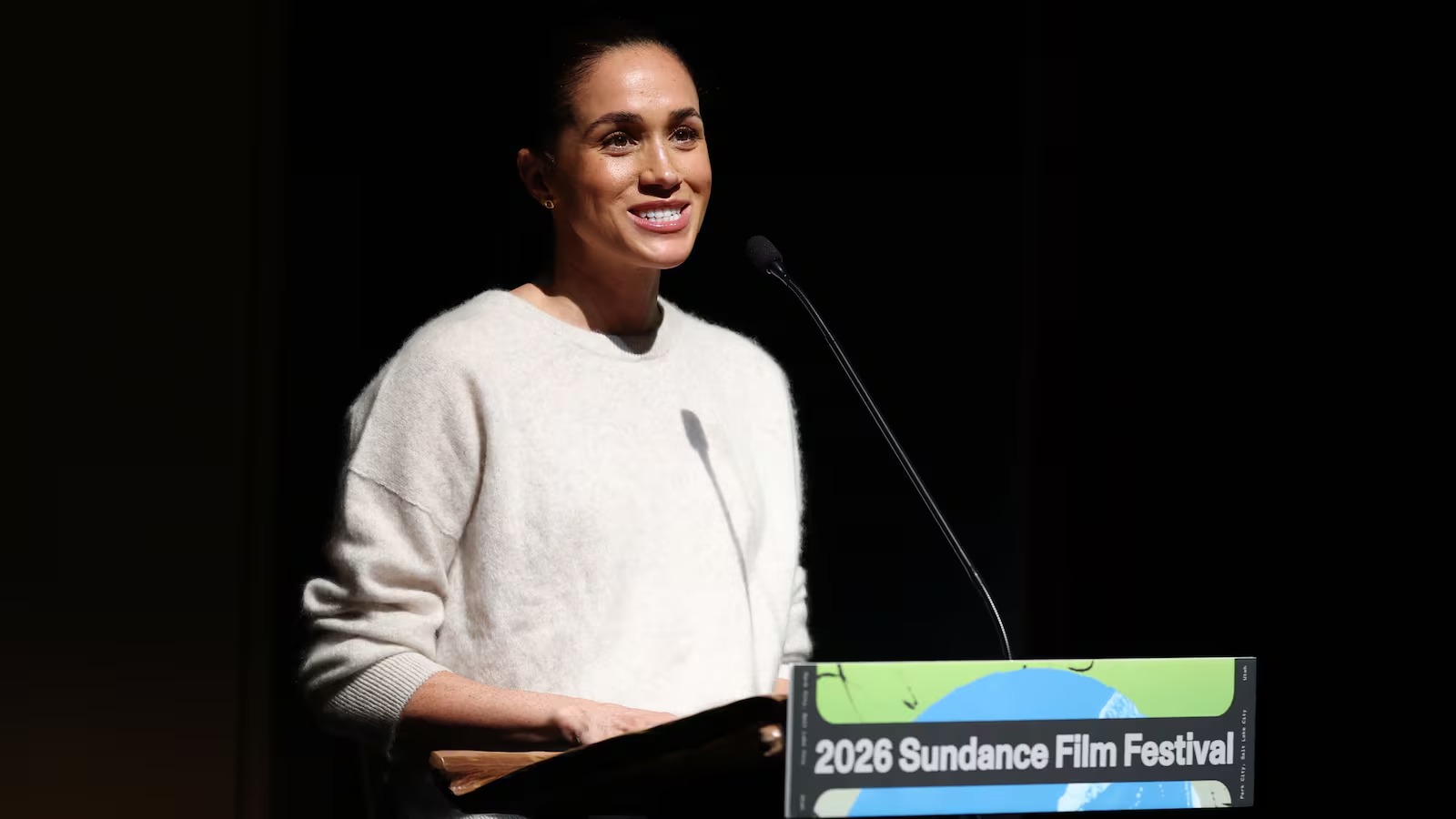 ميغان ماركل تتخلى عن مجوهراتها في مهرجان صندانس