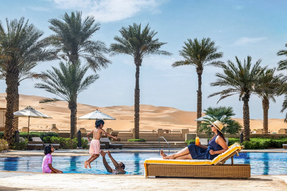 قصر السراب، منتجع الصحراء بإدارة أنانتارا يقدّم ملاذات جديدة بين الكثبان مع توفيرات حصرية ومزايا إضافية