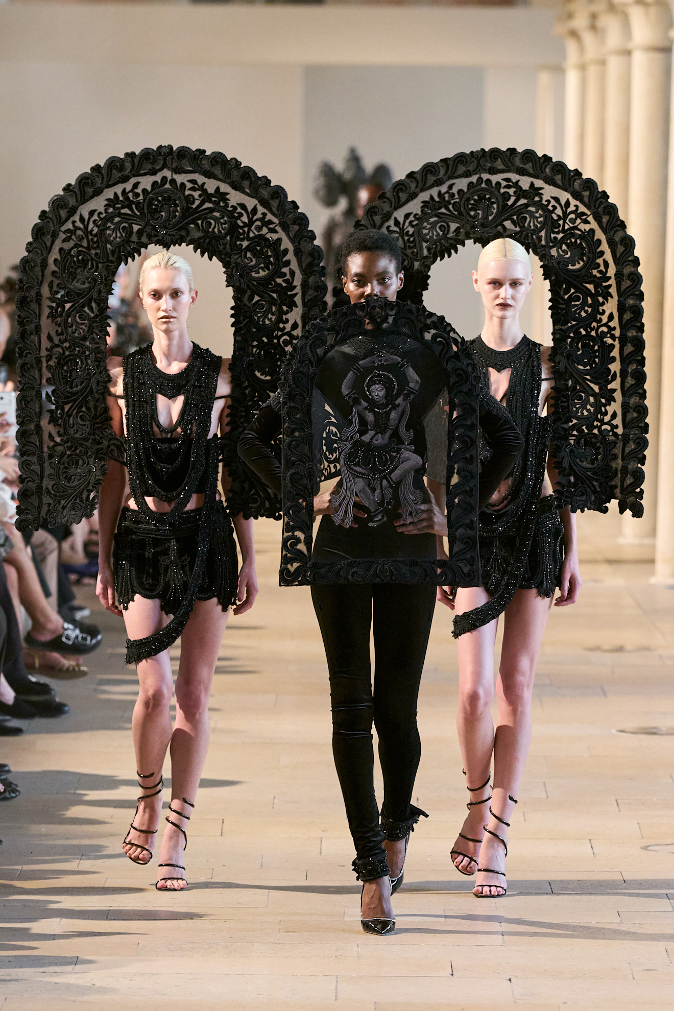 مجموعة Rahul Mishra للكوتور لخريف وشتاء 2026-2027