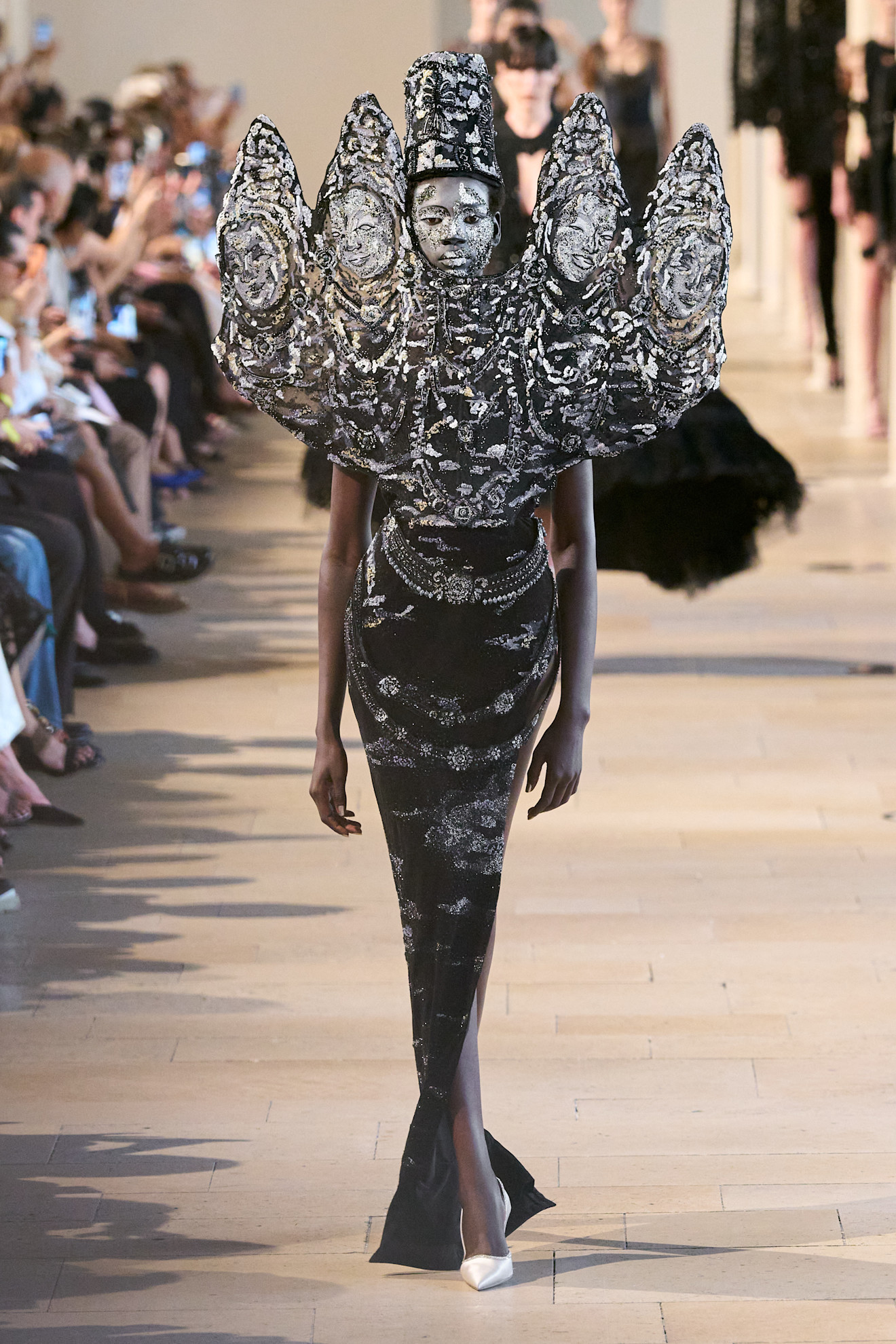 مجموعة Rahul Mishra للكوتور لخريف وشتاء 2026-2027