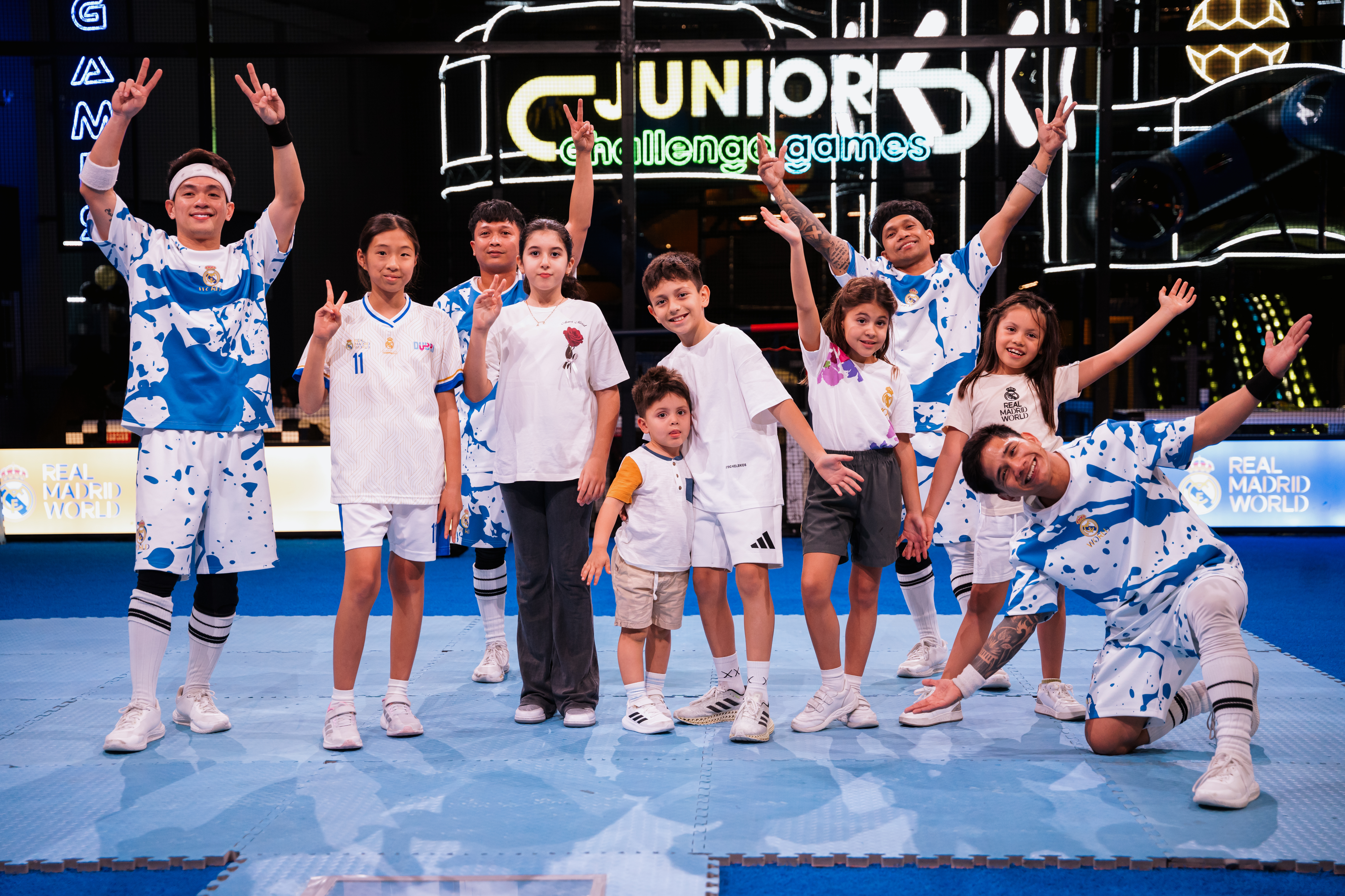 أجواء حماسية وعروض رياضية مميزة في ريال مدريد وورلد لعيد الاتحاد.