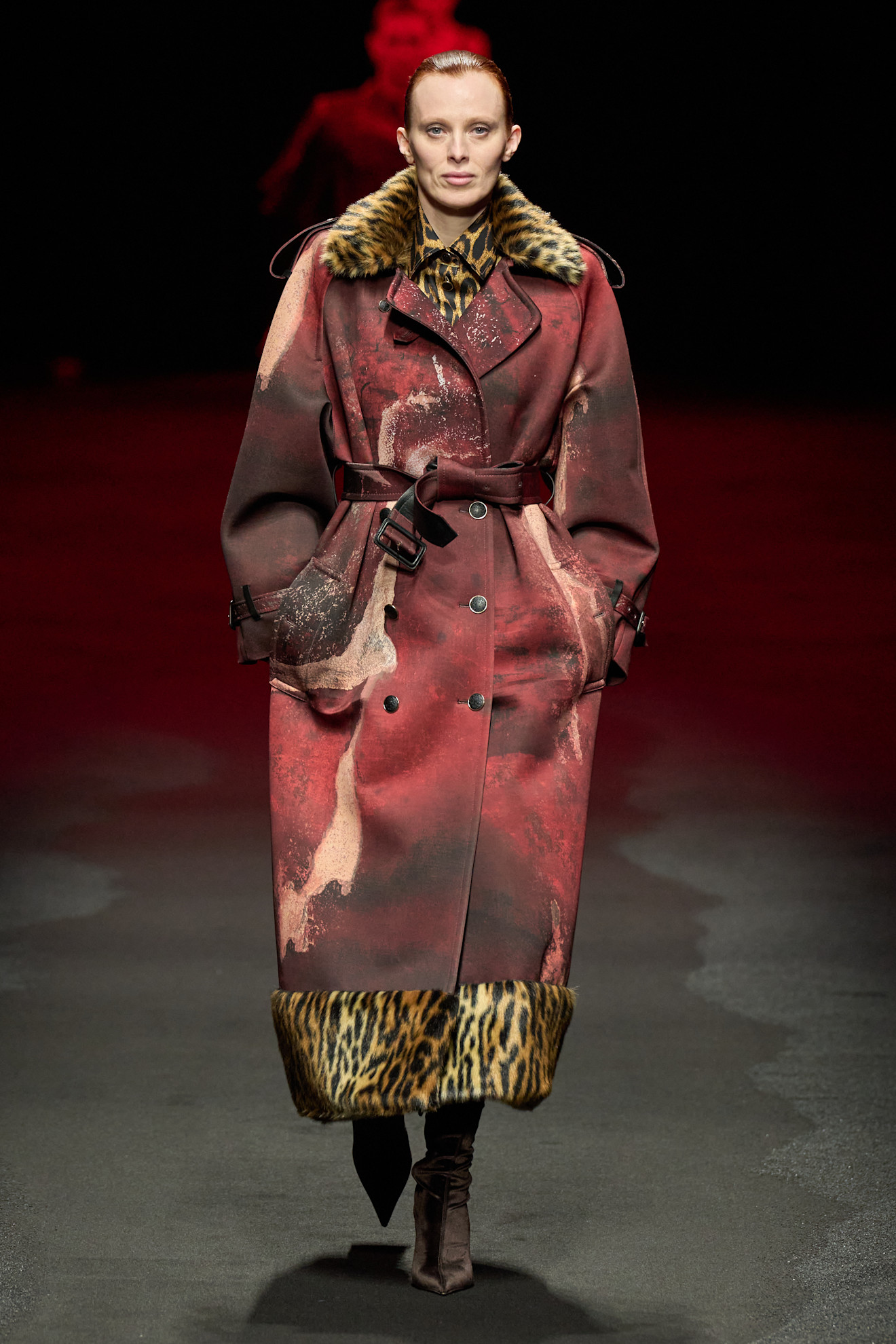 Roberto Cavalli نقش الحيوانات يبرز في تصاميم من