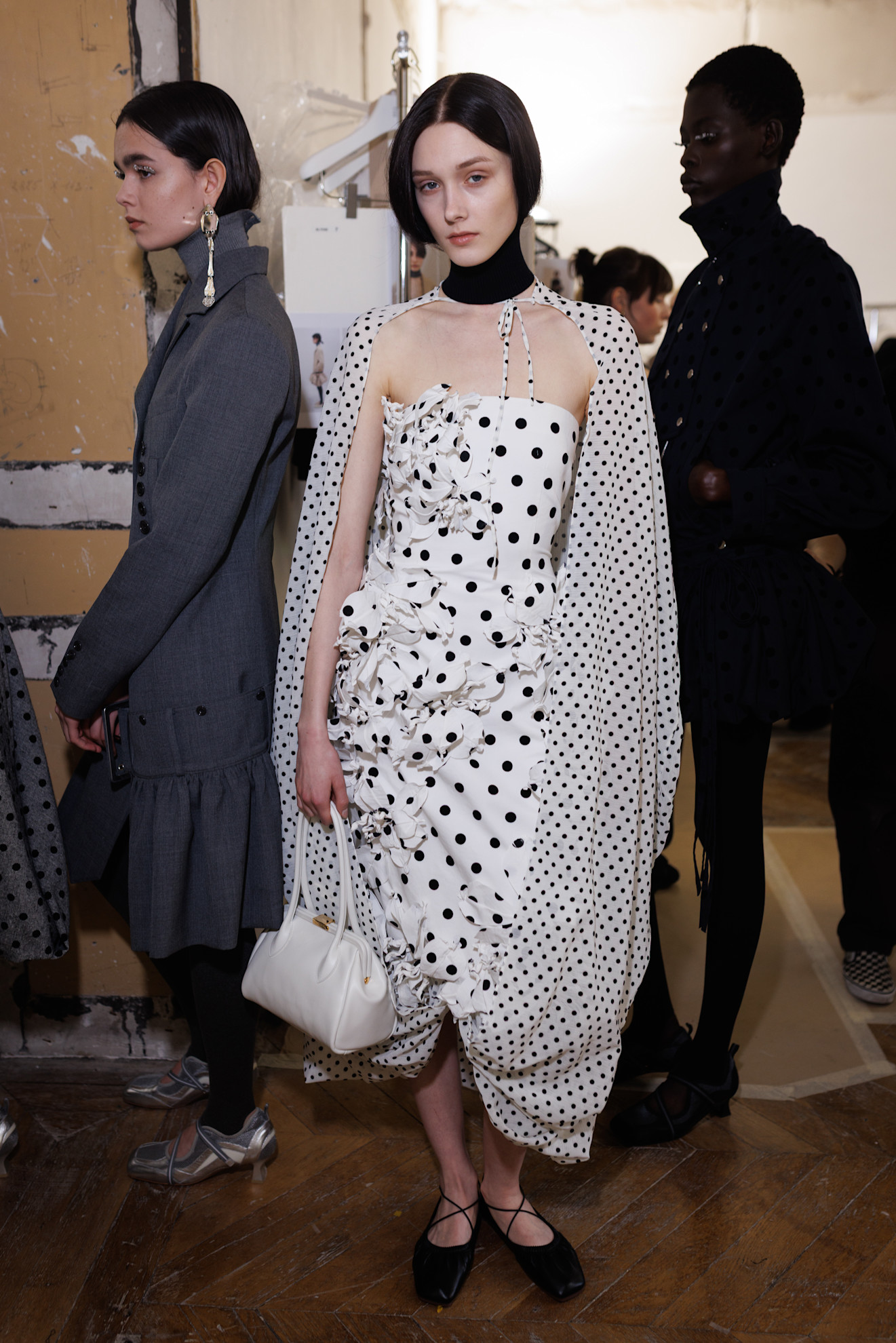 Rokh فستان ناعم وبسيط من