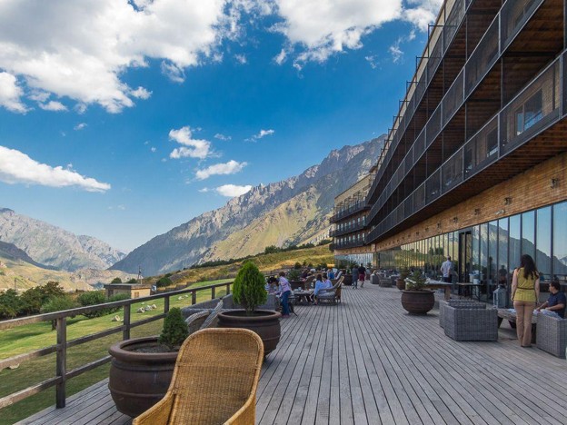 Rooms Hotel Kazbegi لزفاف استثنائي في حضن (2)