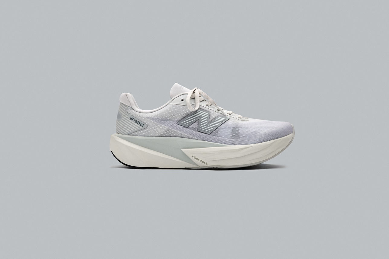 نيو بالانس تحتفي بإرثها العريق من خلال حملة " جراي دايز"