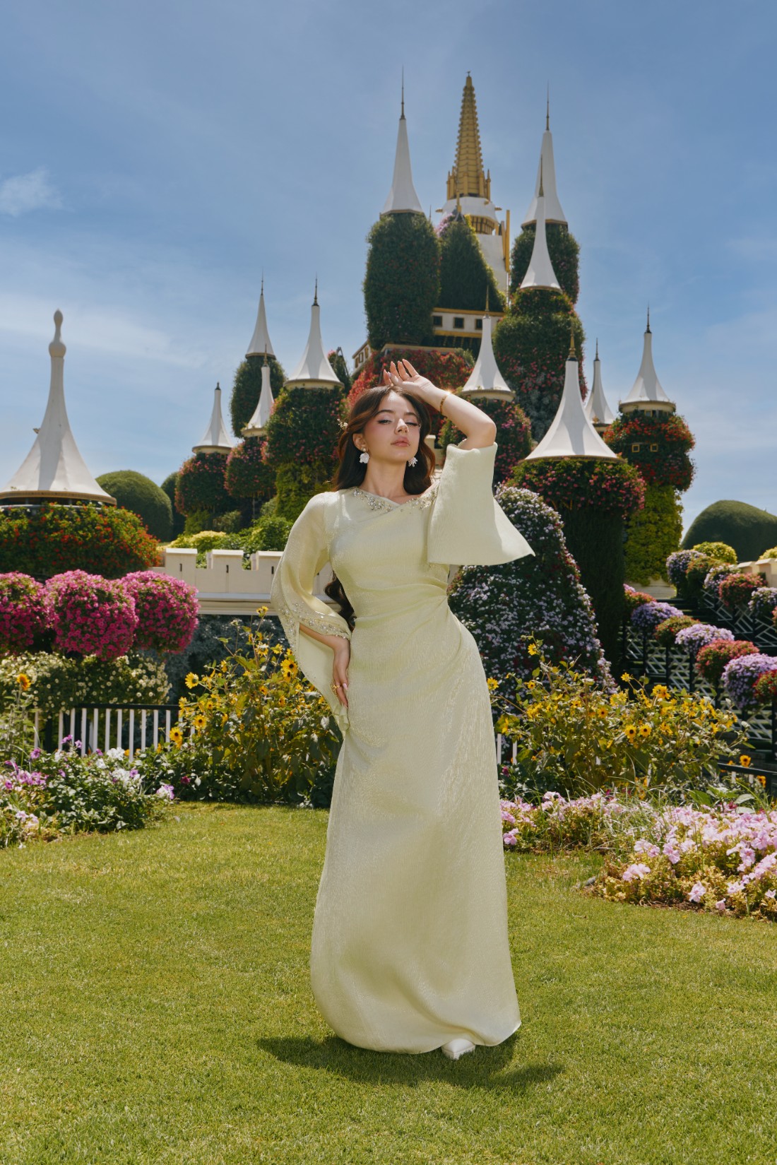 تصاميم بأنوثة ناعمة ‏