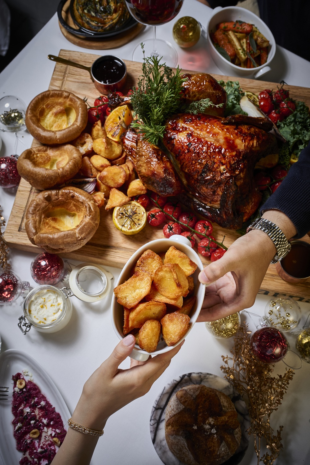 تجارب لا تنسى وباقة من العروض والفعاليات الاحتفالية في مناسبات نهاية العام بـ "إس إل إس دبي"