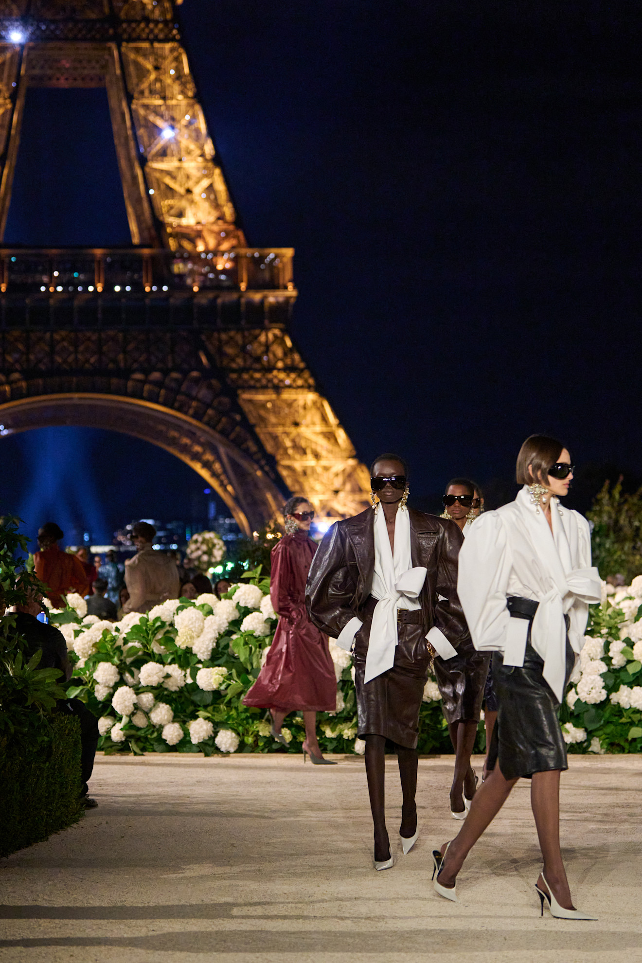 من مجموعة Saint Laurent ربيع وصيف 2026 للملابس الجاهزة