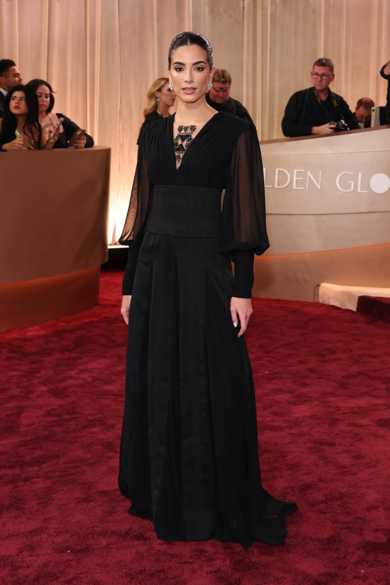 الممثلة الفلسطينية "ساجا كيلاني" بتصميم ريما دهبور