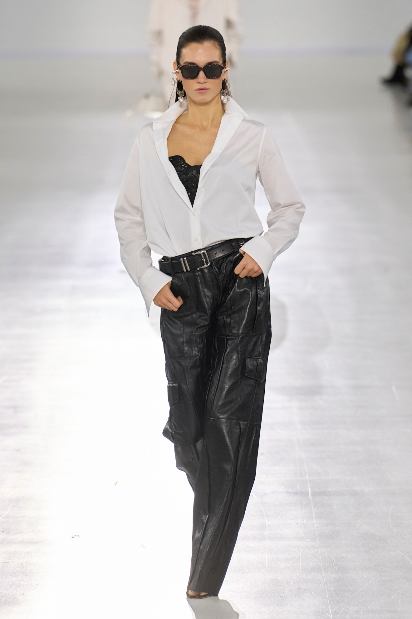 3 طرق لتنسيق اللّون الأبيض لربيع وصيف 2026