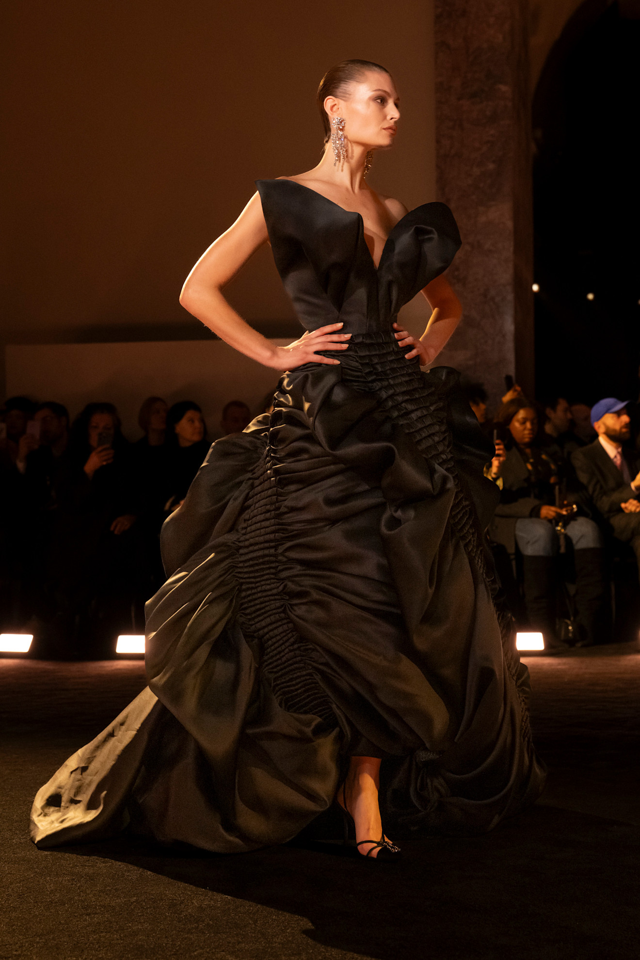 من مجموعة Schiaparelli ربيع و صيف 2026 للأزياء الراقية