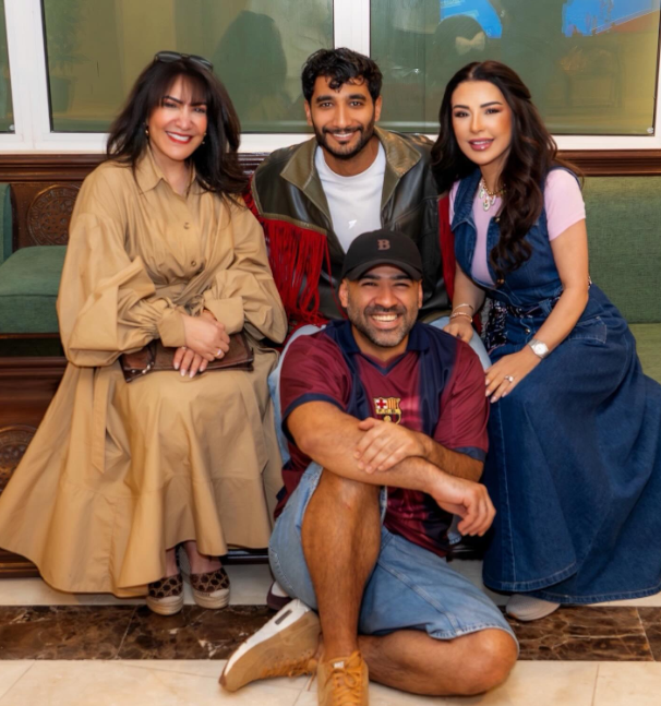 هدى حسين زيارة إلى فريق عمل مسرحية "منتزه الخيزران"