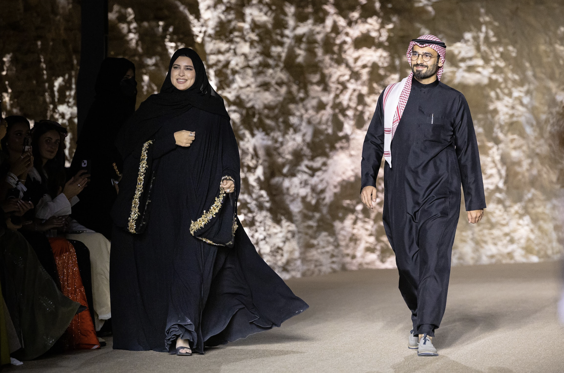 أضوى وعبدالله أكبر
