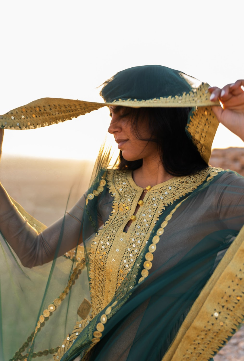 منيرة عادل