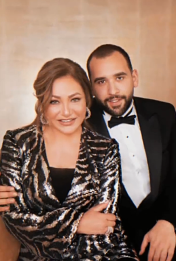 ليلى علوي وابنها