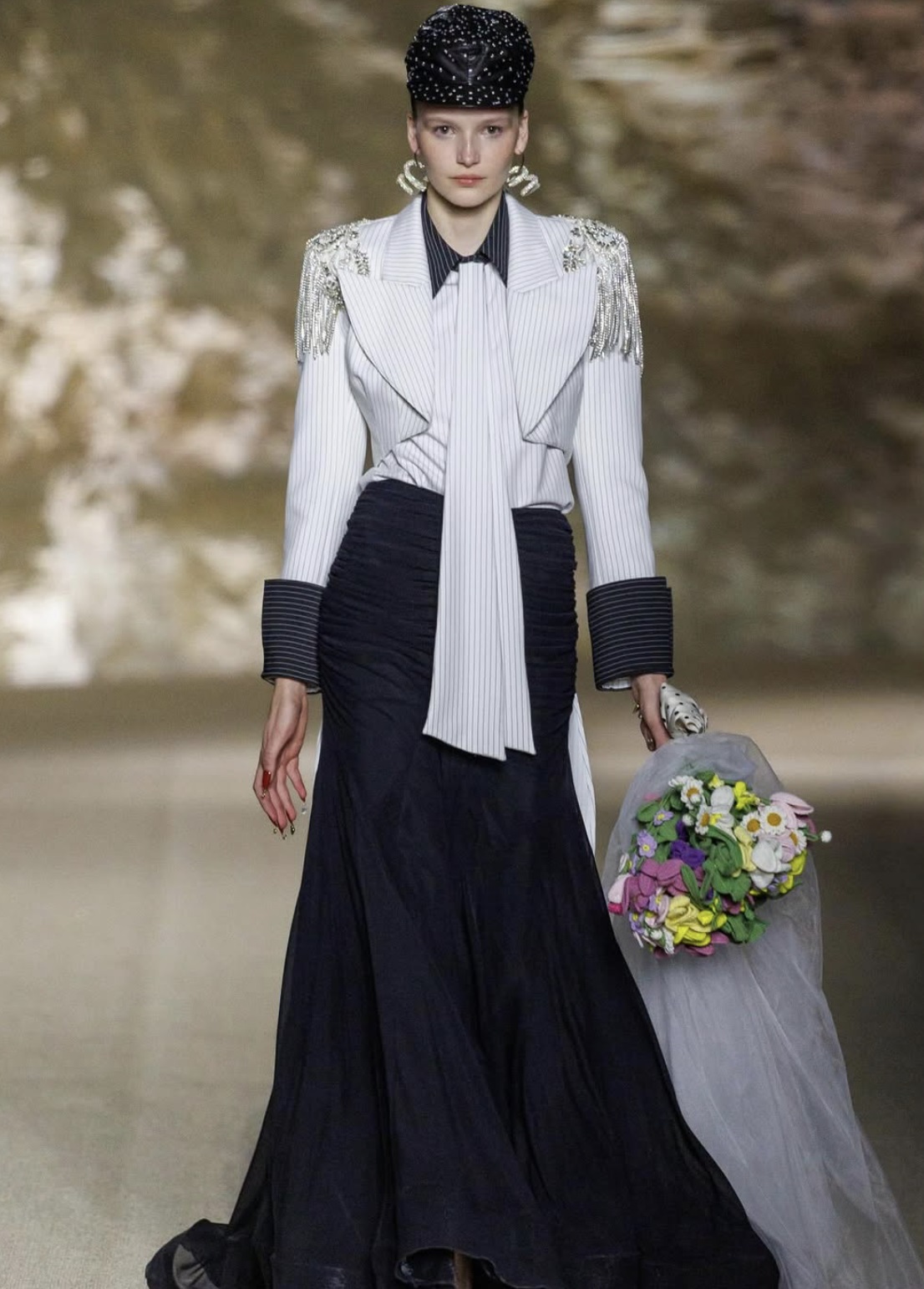 ملامح أناقة سعودية في انتظار كأس السعودية 2026: إطلالات مرتقبة لهذا العام