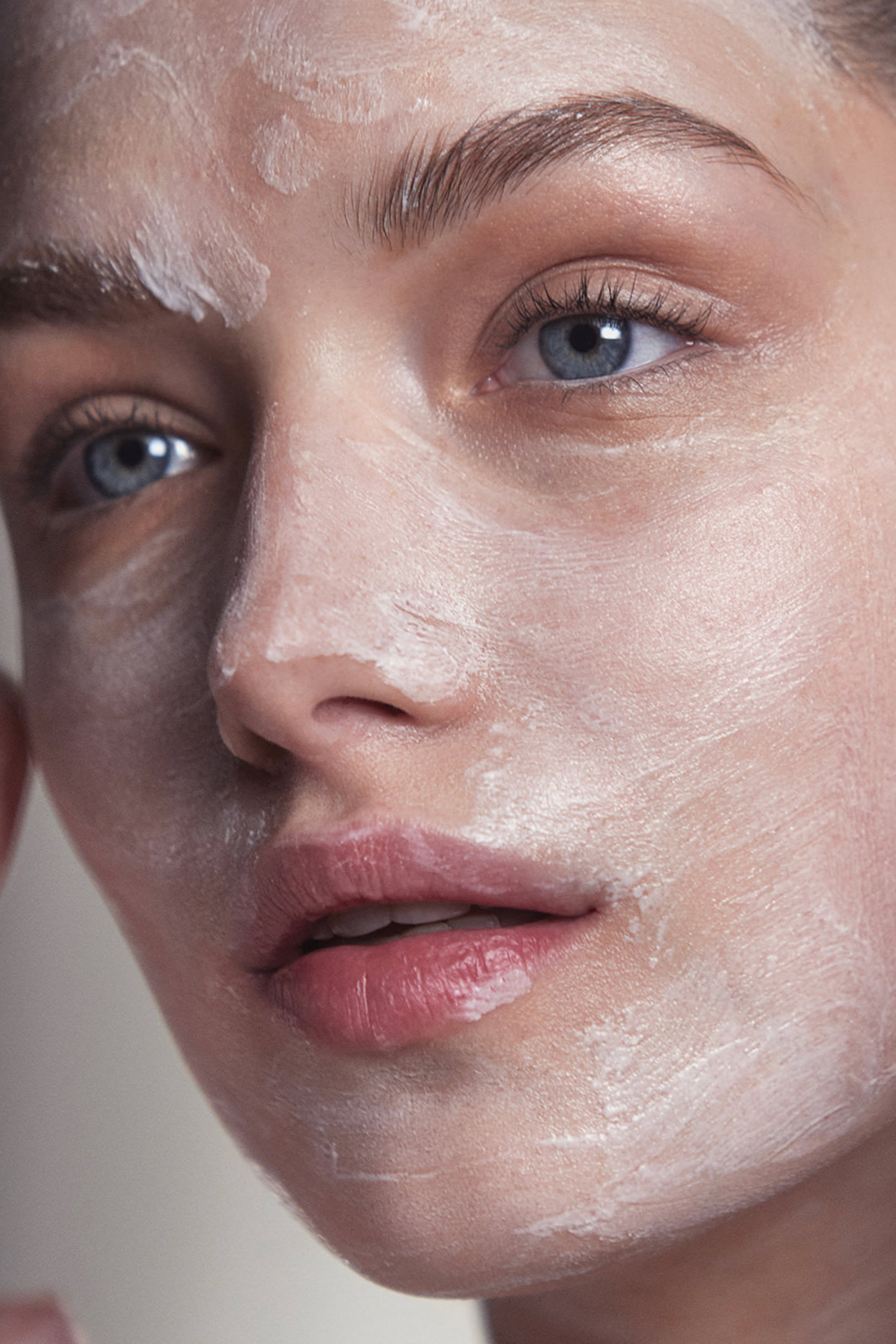 Sisley Exfoliating Enzyme Mask  (2)