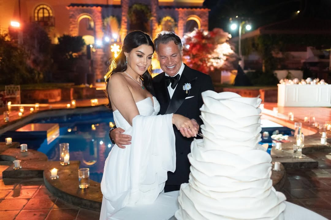 من إطلالة أروى جودة في زفافها الإيطالي