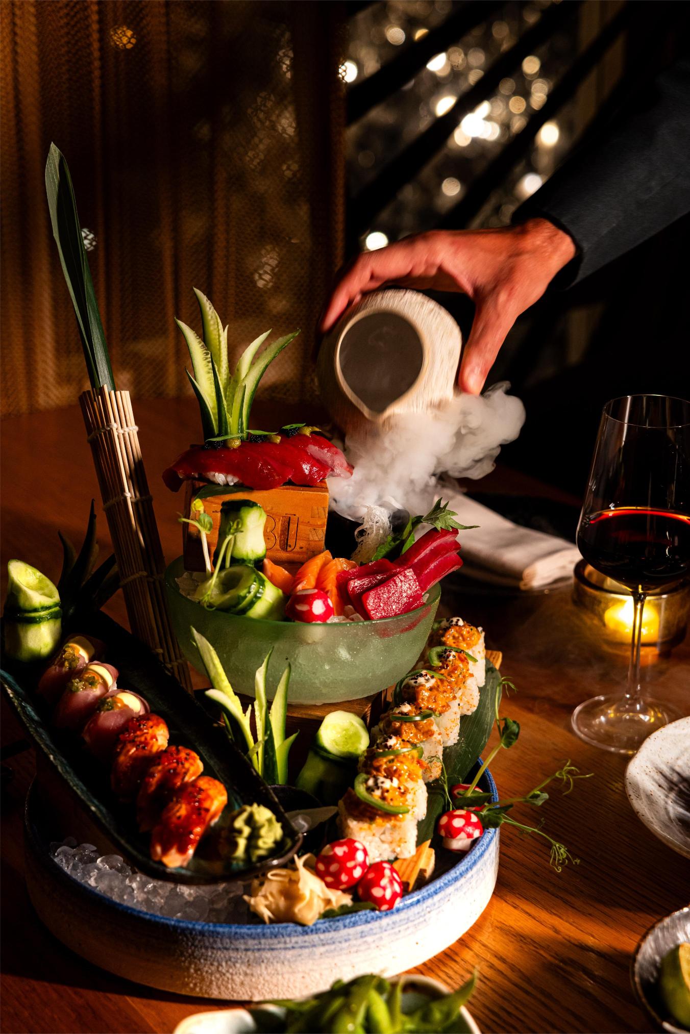 St. Regis Downtown Dubai - TABŪ 