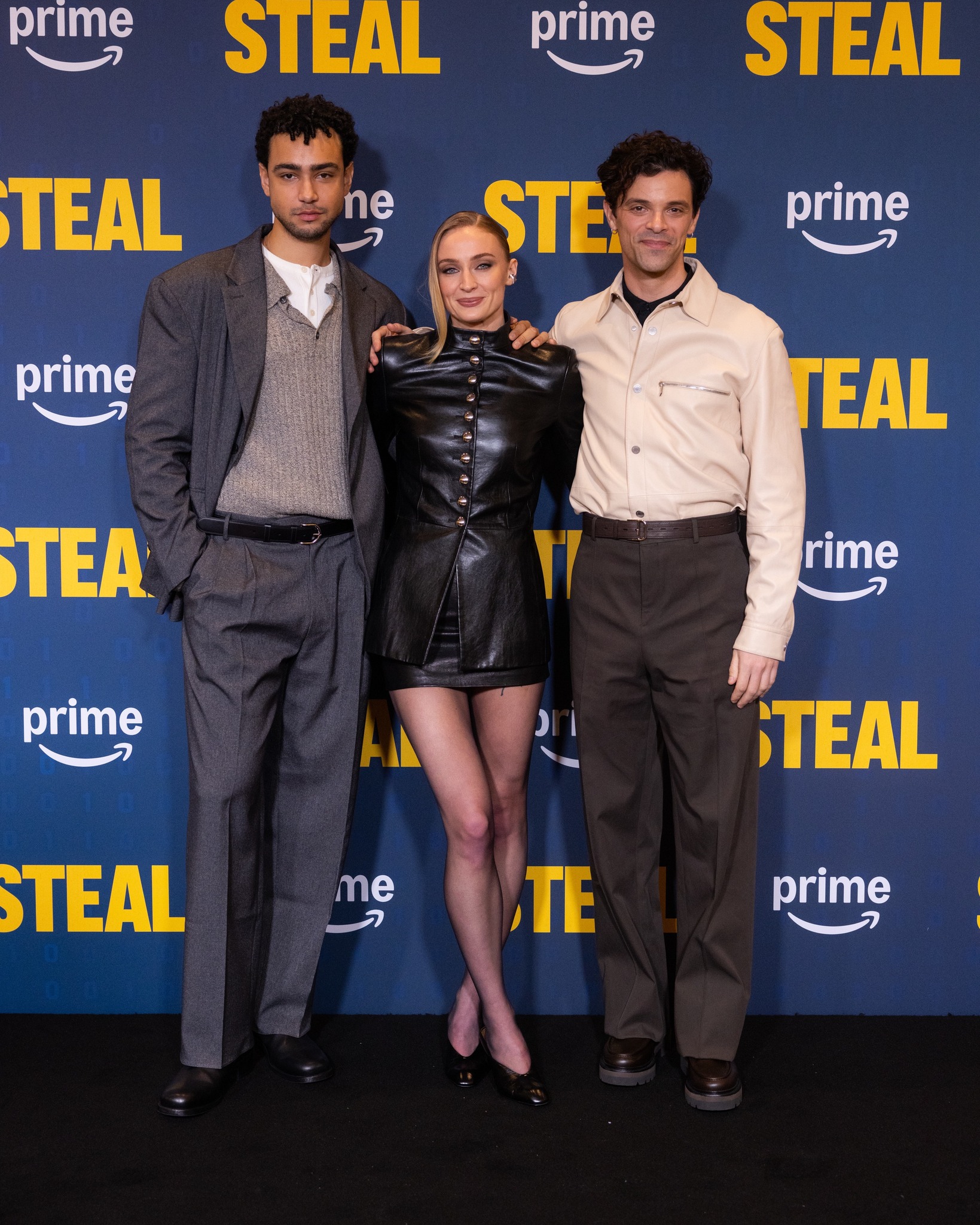 صناع مسلسل Steal 