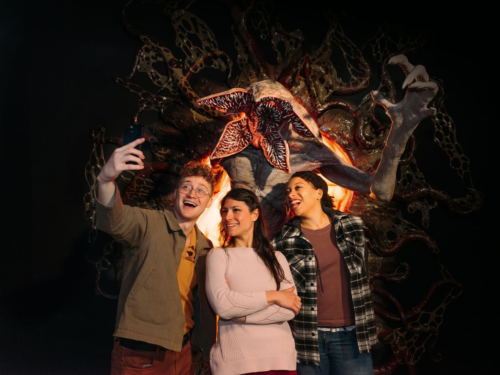 Stranger Things — مغامرة سينمائية حية داخل عالم الثمانينيات