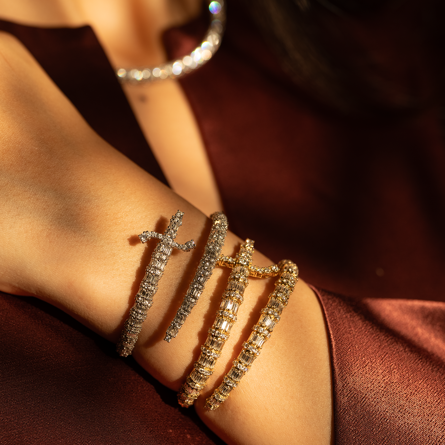  أساور Swords of Love