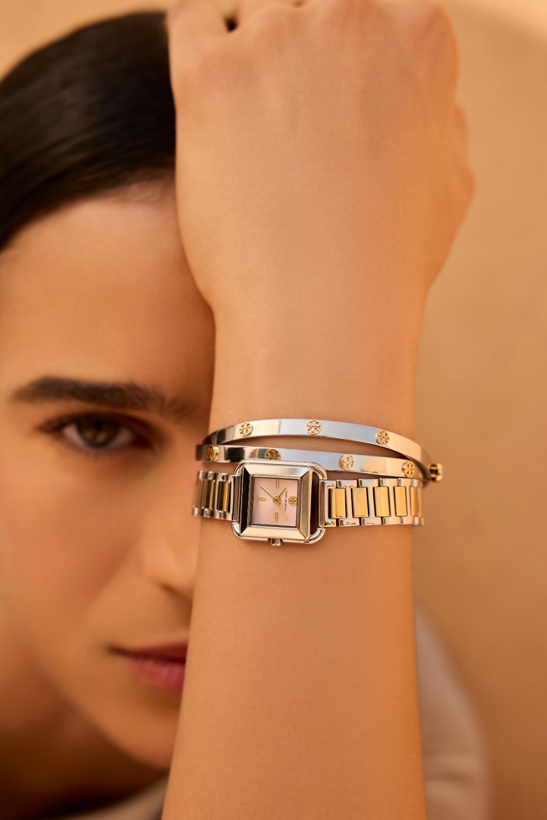 مجموعة علامة Tory Burch الحصرية لموسم رمضان