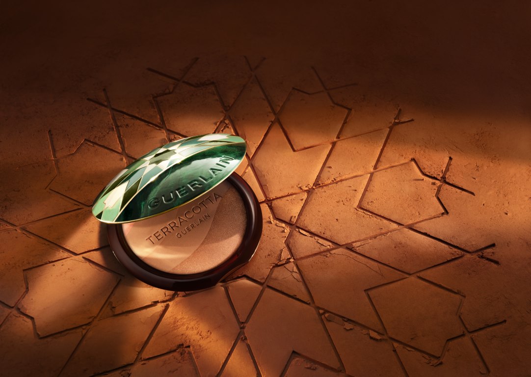 تيراكوتا غولدن ديونز إصدار محدود من GEURLAIN