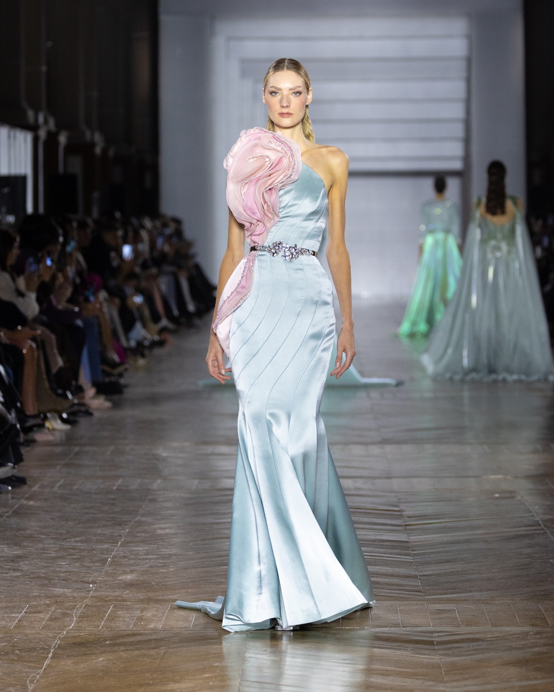 مجموعة طوني ورد للأزياء الراقية لربيع وصيف 2026