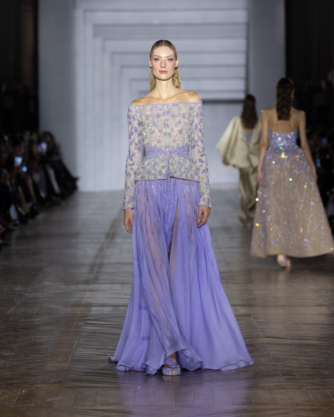 مجموعة طوني ورد للأزياء الراقية لربيع وصيف 2026