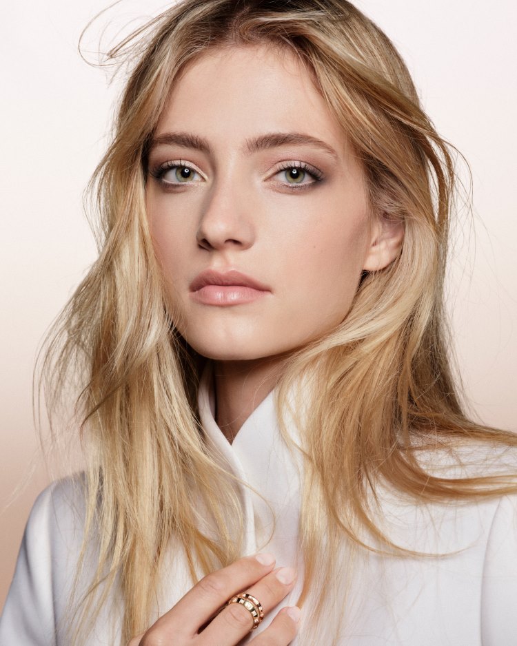 . دام بات ماكغراث ونيكولا غيسكيير في أول تعاون لـLa Beauté Louis Vuitton