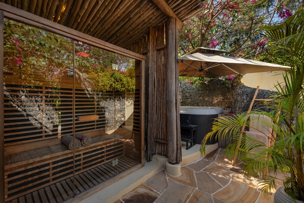  Zanzibar White Sand Luxury Villas & Spa 