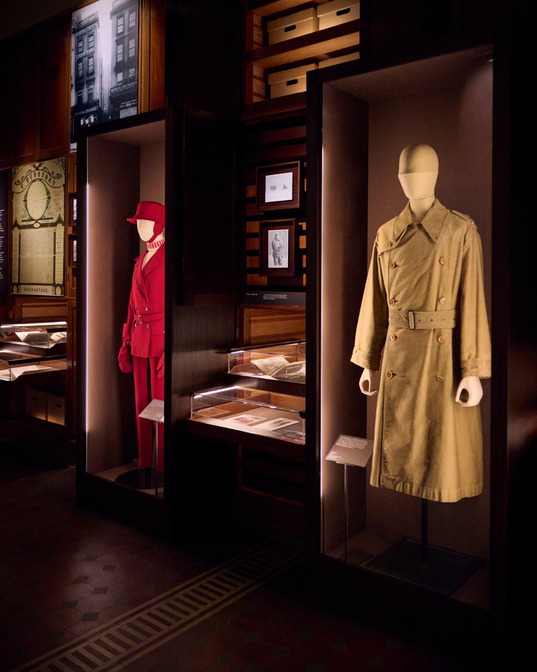 موادٌ نادرة من أرشيف Burberry ومقتنيات المتحف تُعرض للمرة الأولى بمناسبة مرور 170 عاماً على تأسيس الدار