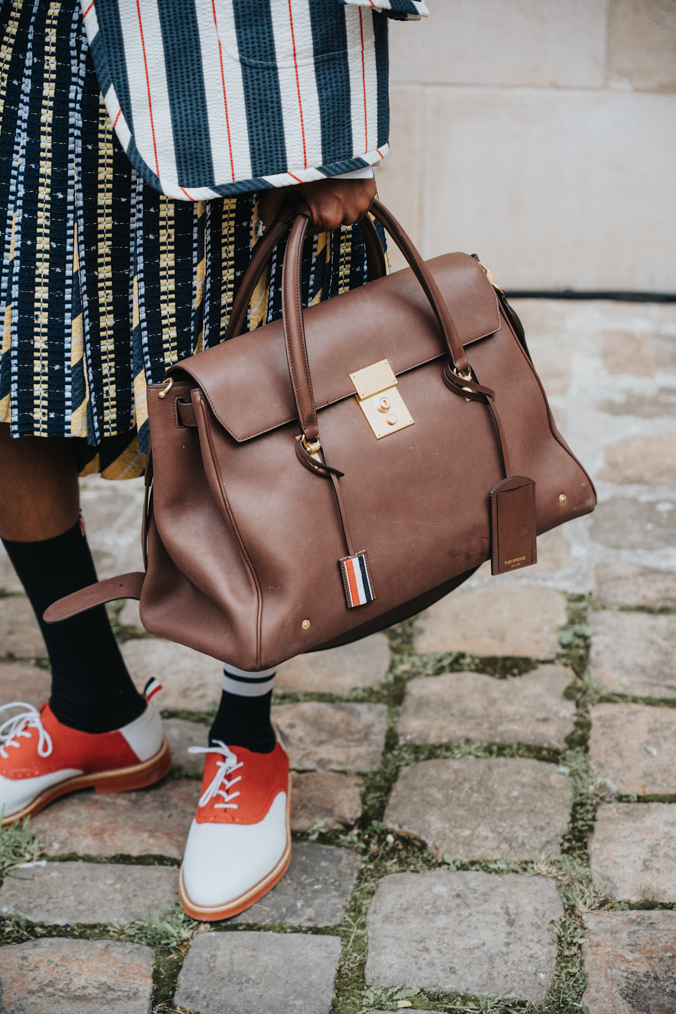 Thom Browne حقيبة للسفر كبيرة ومن الجلد من تصميم