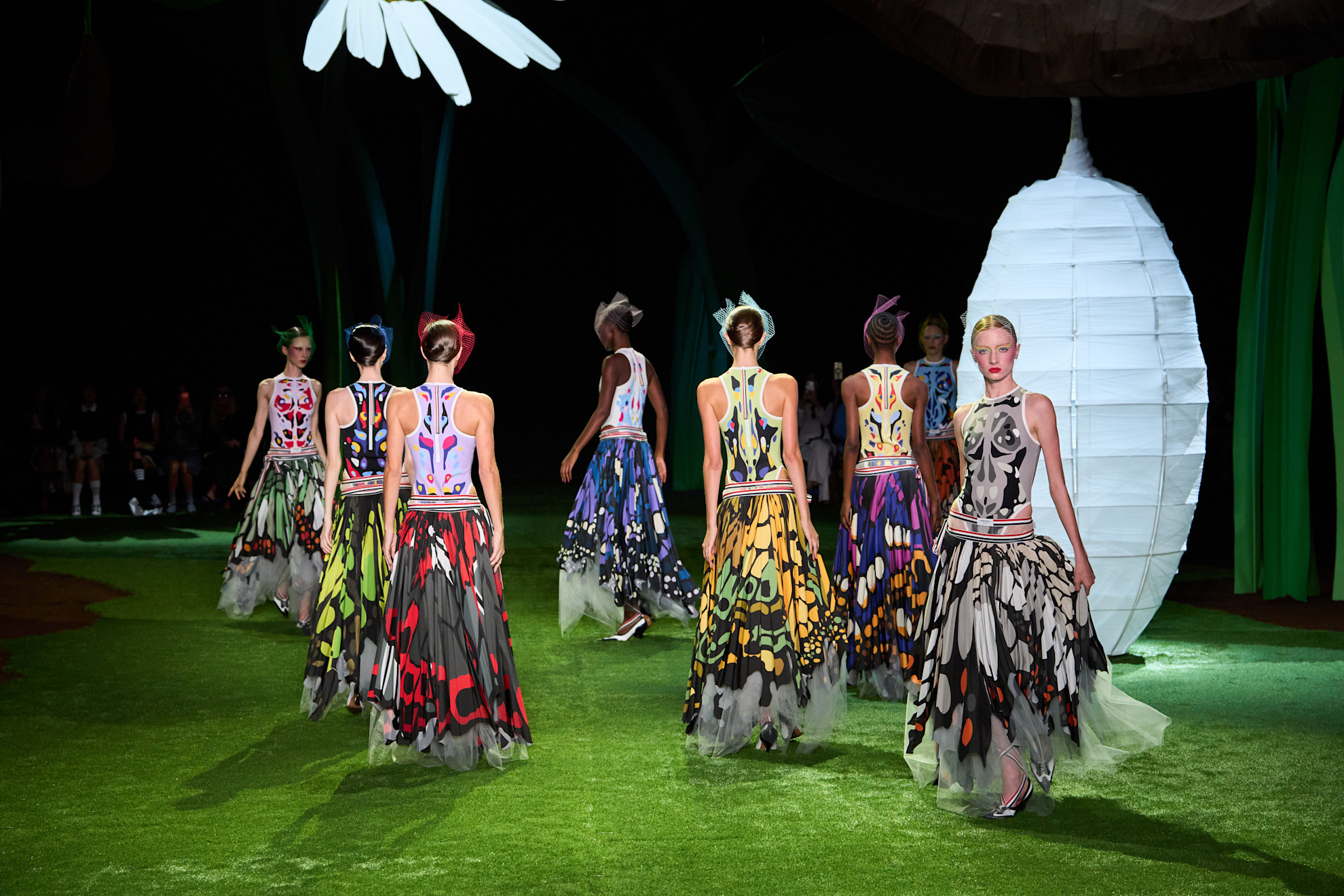 من مجموعة Thom Browne ربيع و صيف 2027 للملابس الجاهزة