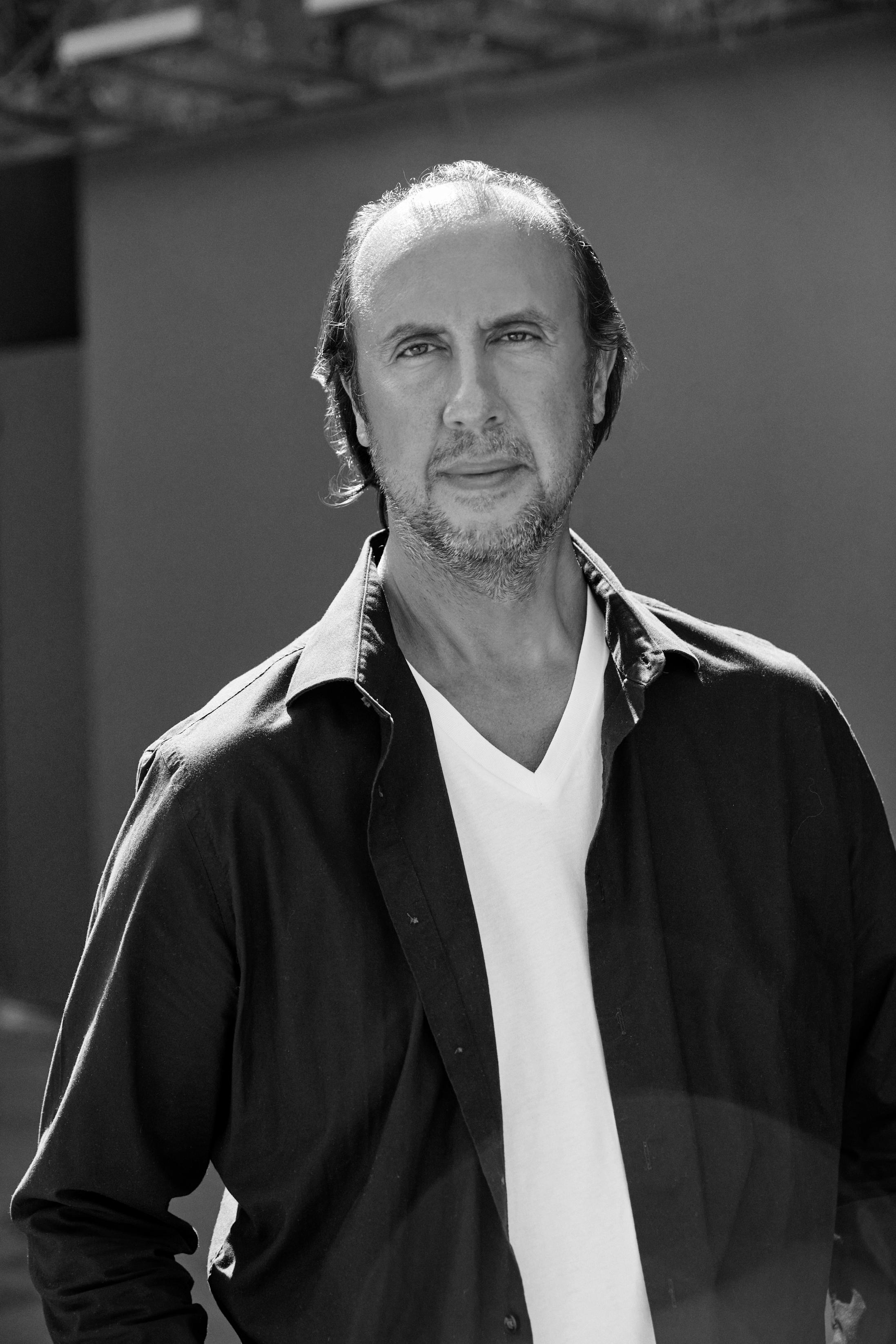 Tony Ward