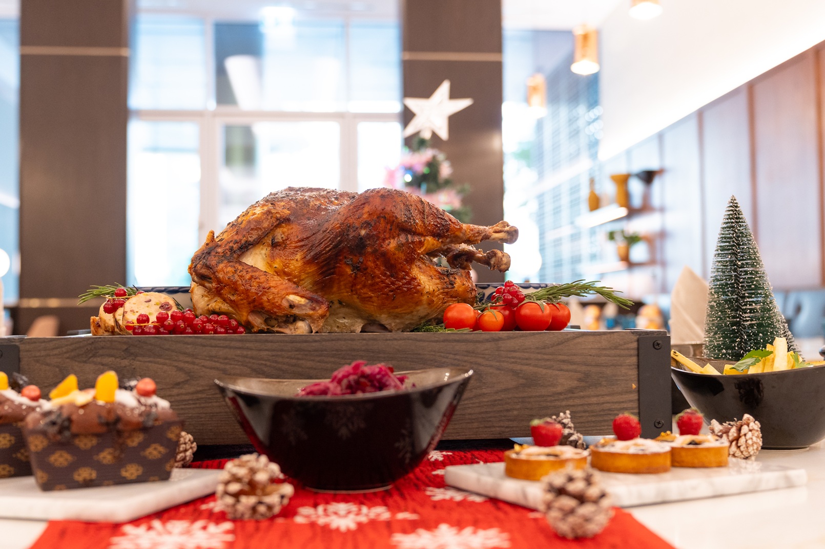 أجنحة إمباسي من هيلتون دبي الخليج التجاري