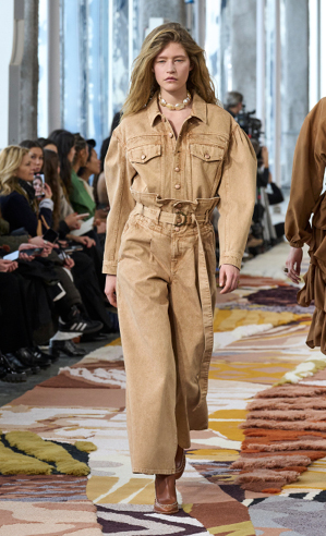 أولا جونسون" ULLA JOHNSON