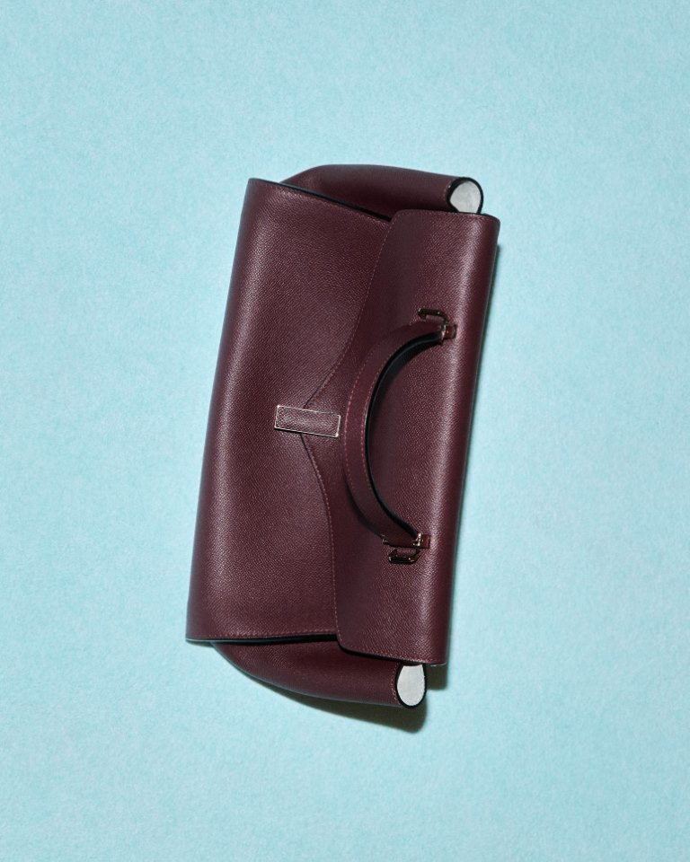 فاليكسترا تقدم إيفولفنج آركيتكتشر