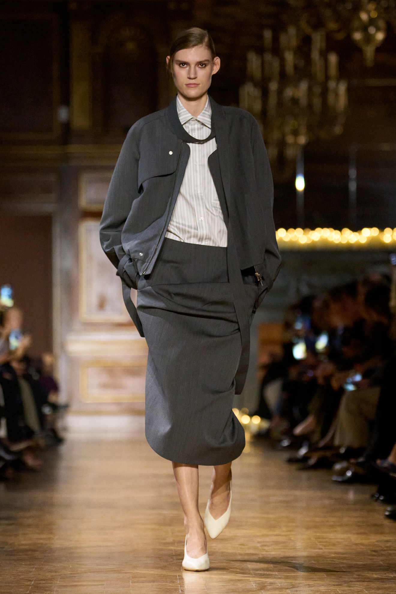 Victoria Beckham إطلالة يوم العمل من