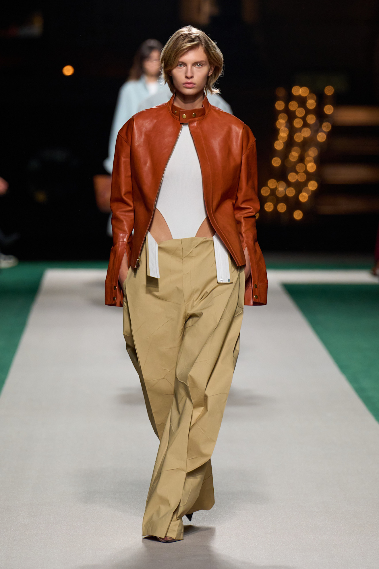 Victoria Beckham بنطلون رجل الفيل مميز من