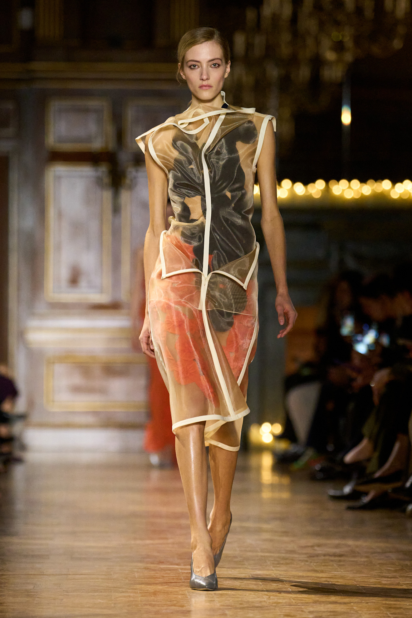 مجموعة فيكتوريا بيكهام لخريف 2026