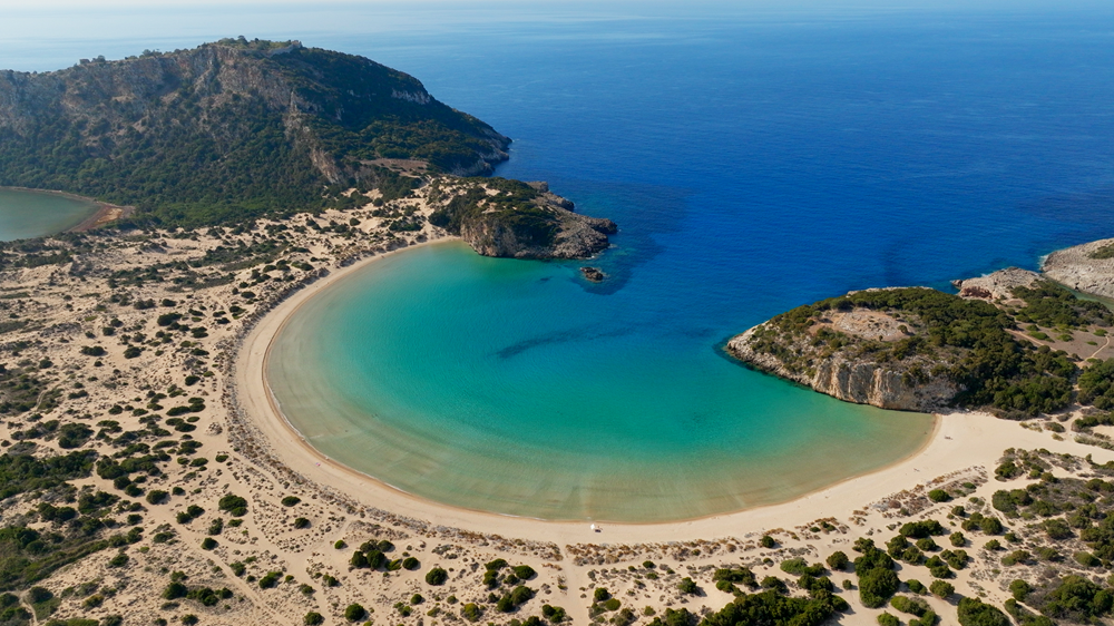 كوستا نافارينو في اليونان