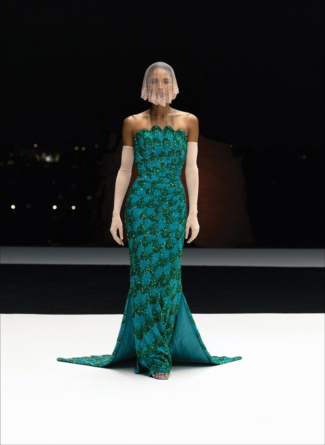  مجموعة ‏ Veil of Renewal‏ من وعد العقيلي